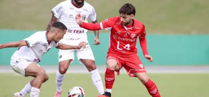 BEC empata com São Luiz no Sesi e é eliminado nos pênaltis