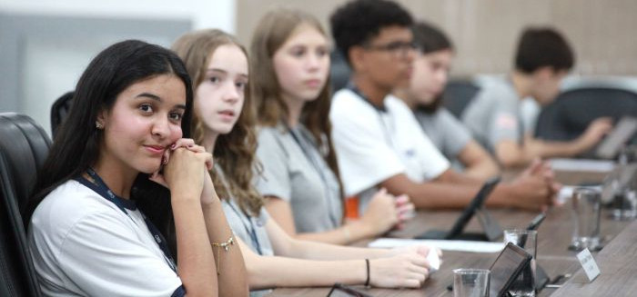 Vereadores mirins debatem educação e melhorias em escolas de Blumenau