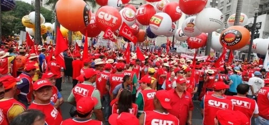 PEC Soviete quer retorno da contribuição sindical