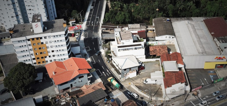 Acesso sobre a nova ponte da Rua Paraíba está liberado