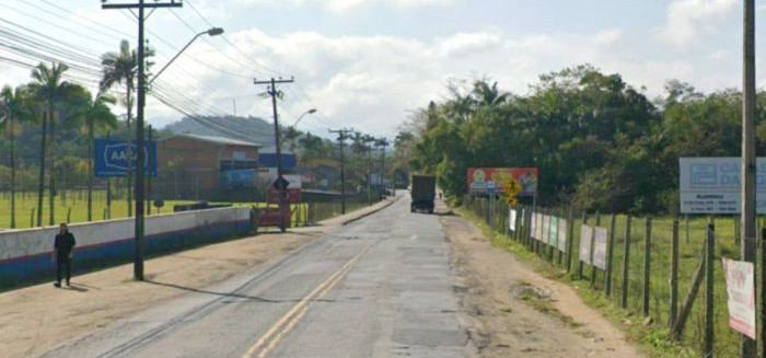 Obra do corredor norte altera o trânsito na Itoupava Central