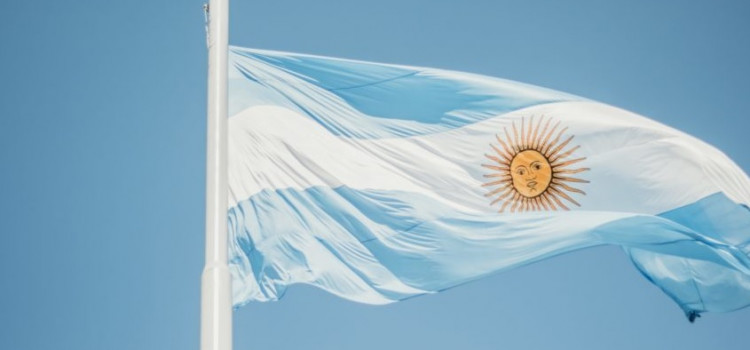 Economia da Argentina cresce 1,9% em abril