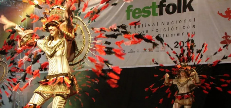 Danças do Festfolk embalam palcos da cidade a partir do dia 28