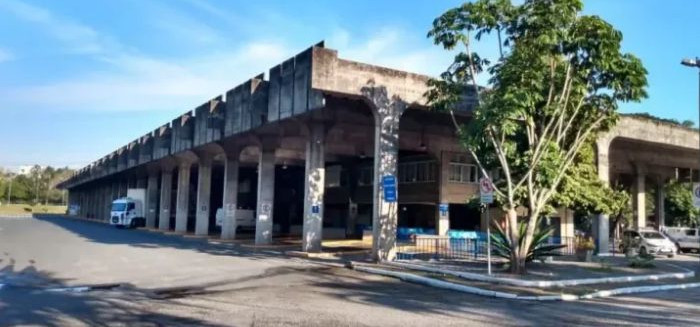 Rodoviária de Blumenau começa a cobrar estacionamento dos motoristas