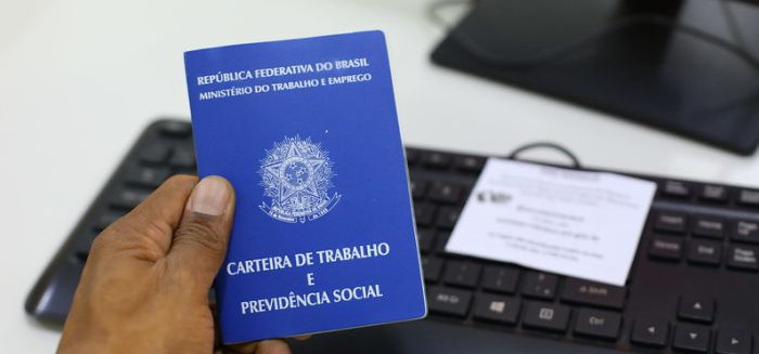 Sindivagas facilita contratações no comércio de Blumenau e região