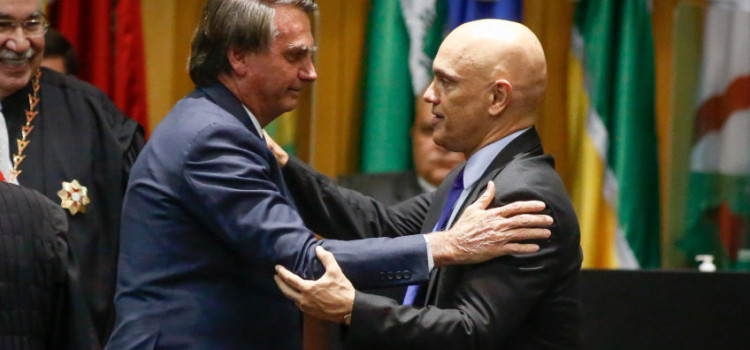 Moraes descarta prisão de Bolsonaro