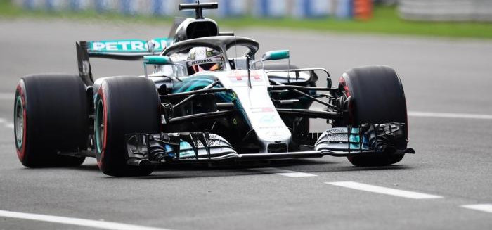 Hamilton vence em Itália e iguala Schumacher