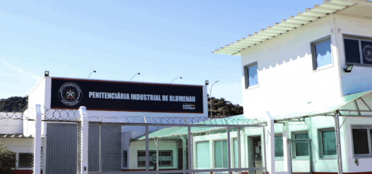 SC leiloa Complexo Prisional de Blumenau por R$ 7 bilhões
