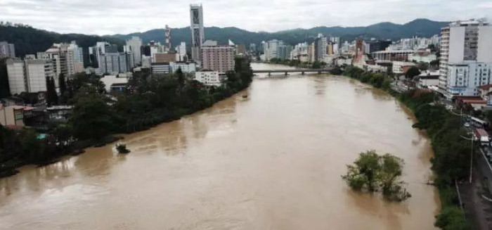 Blumenau pode prever enchentes com 6 horas de antecedência