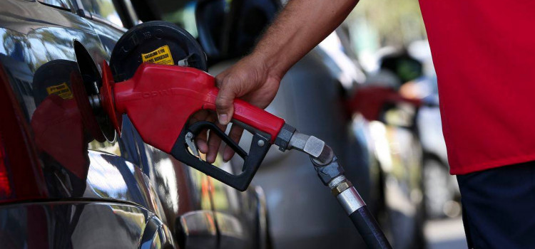 Preço da gasolina já está 12% mais caro nas primeiras semanas de outubro