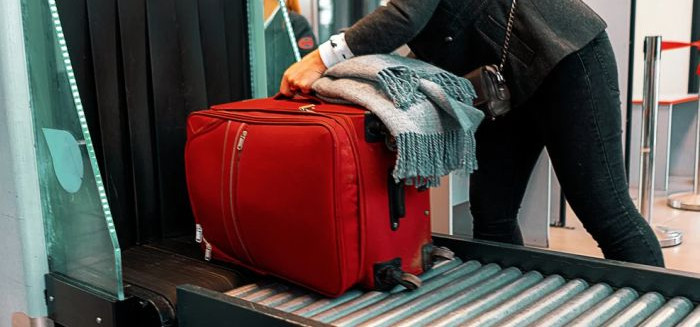 Polícia prende em Blumenau o principal aliciador de mulas para a Rússia