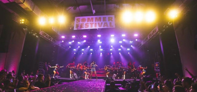 Sommerfest e Sommer Festival agitam Blumenau a partir de amanhã