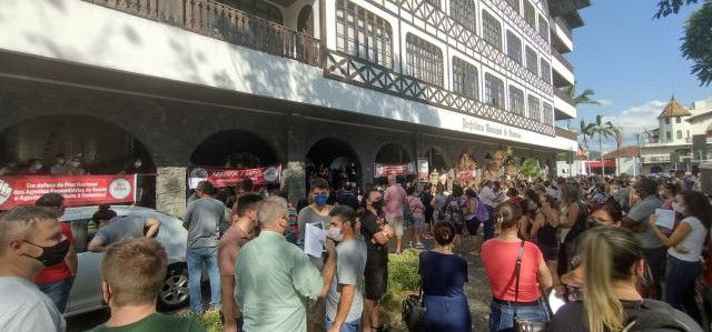 Termina a greve dos servidores públicos em Blumenau