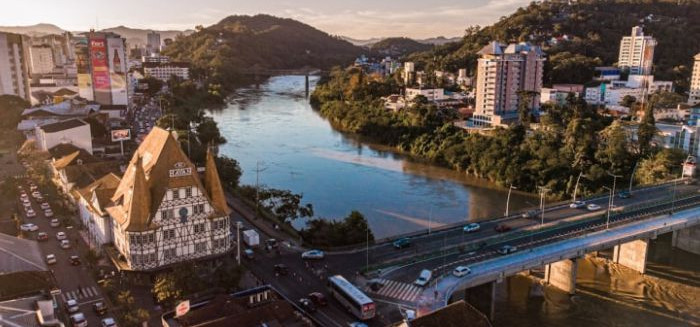 Custo médio de vida do catarinense é de R$ 4.180 por mês