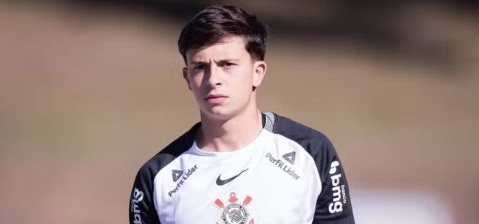 Avaí acerta a chegada de promessa do Corinthians com multa milionária