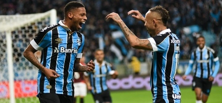 Grêmio vence o Athletico-PR na Copa do Brasil