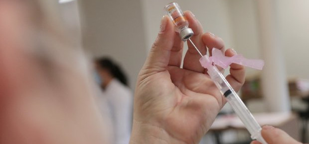 SC vai retomar vacinação por idade