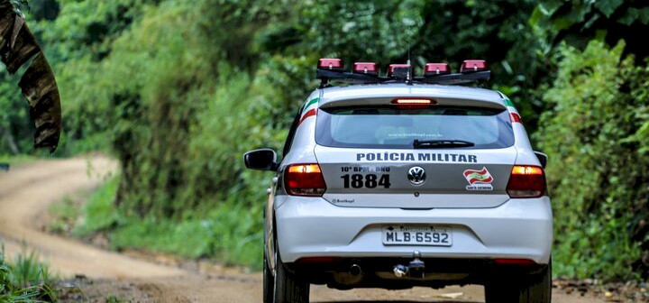 Adolescente é preso por tráfico