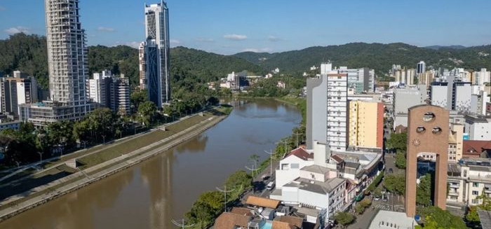Turismo em Blumenau cresce 9,48% no primeiro semestre de 2026