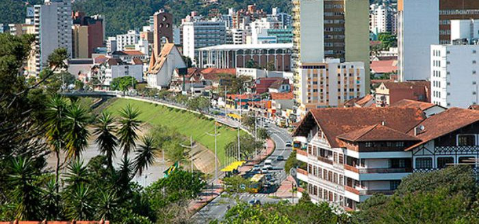 Santa Catarina tem o 4º maior custo de vida do país, aponta Serasa