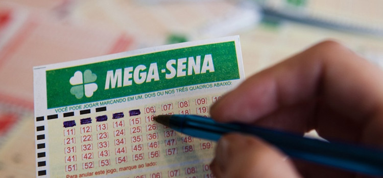 Mega-Sena acumula e prêmio principal deve pagar R$ 20 milhões