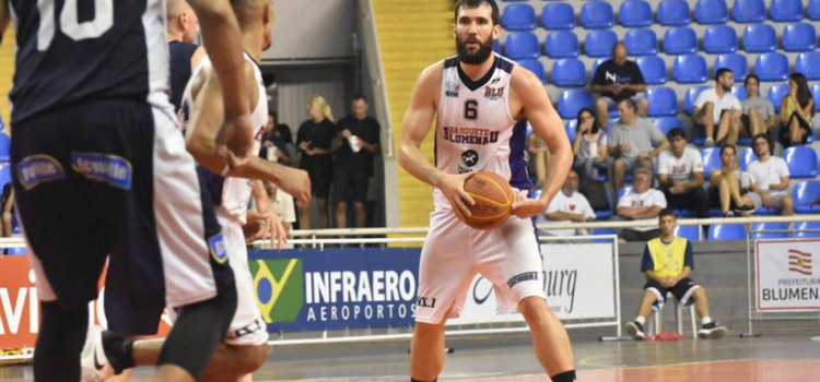 Basquete masculino recebe o Macaé pela Liga Ouro hoje