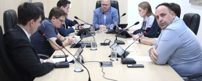 CCJ barra projeto para parcelar débitos previdenciários do ISSBLU