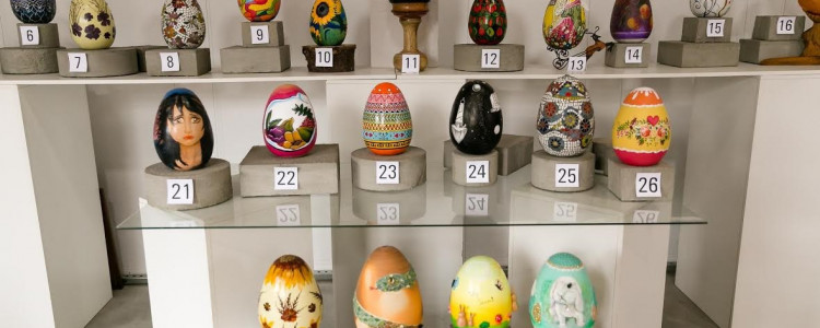 Concurso escolhe arte em ovo de Páscoa, em Pomerode