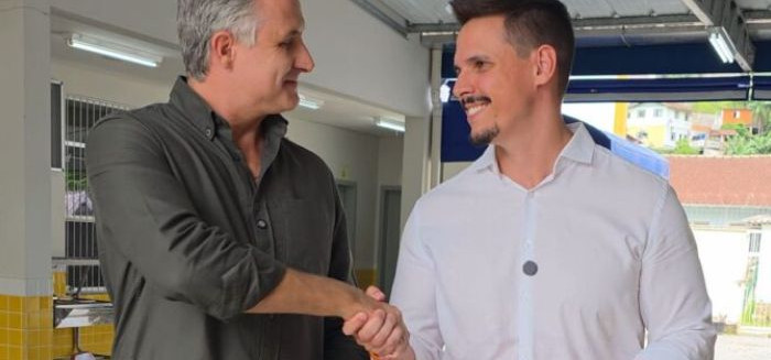 Emenda de R$ 536 mil garante novos parquinhos para dez CEIs de Blumenau