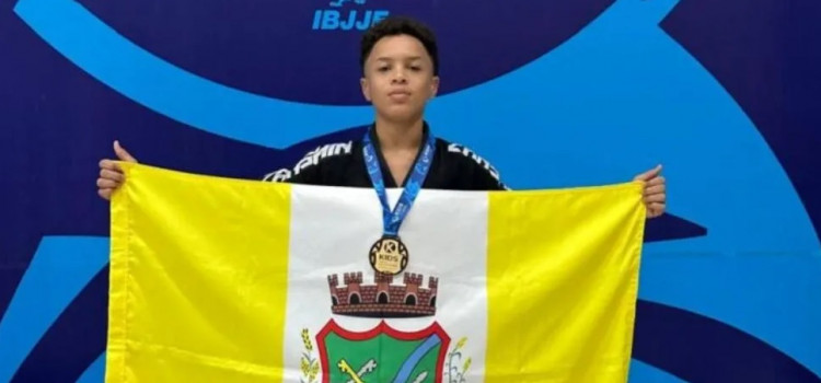 Atleta de Gaspar conquista título internacional de jiu-jitsu em SC