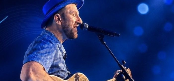 John Mueller apresenta Especial Djavan no fim de junho