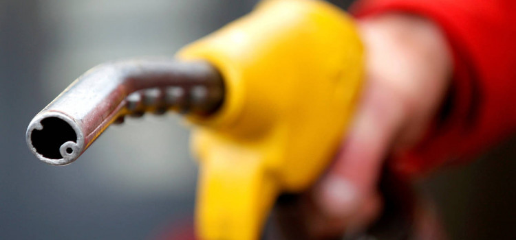 Sul fecha janeiro com o litro da gasolina e do diesel mais baratos do Brasil