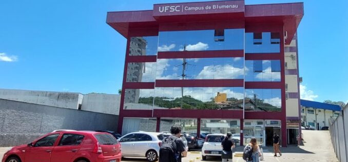 UFSC Blumenau abre 70 vagas via histórico escolar para 2026