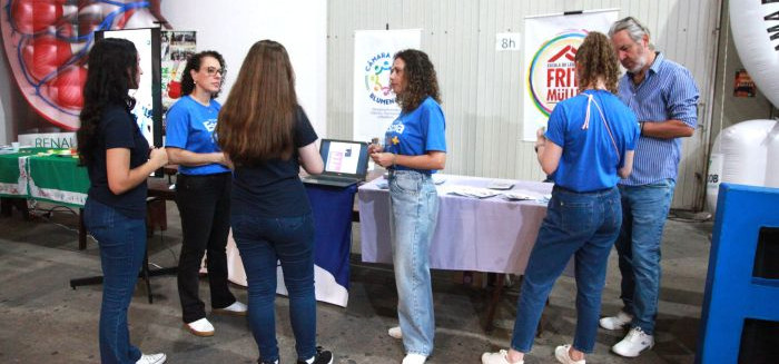 Câmara de Blumenau oferece serviços gratuitos na abertura do ano letivo