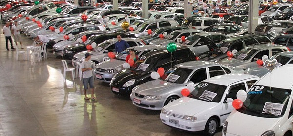 Mercado de carros usados de SC apresenta desvalorização em outubro