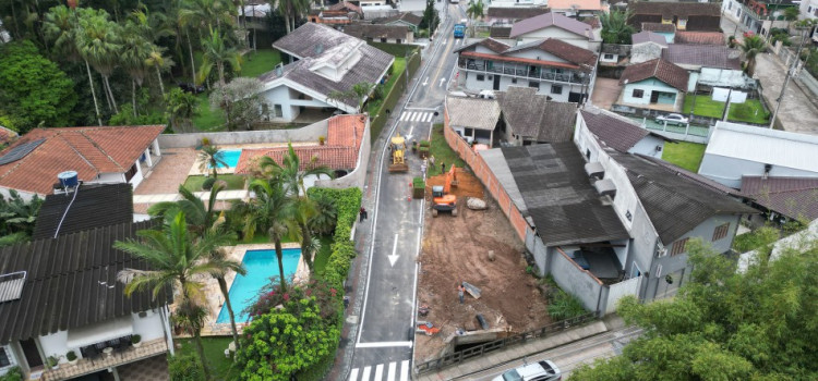 Prefeitura conclui obra contra inundações no Garcia