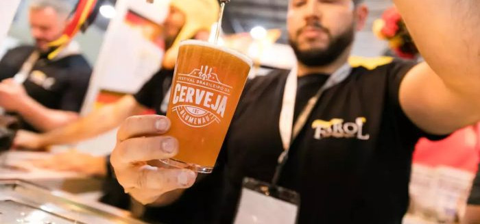 É hoje! Festival Brasileiro da Cerveja abre as portas em Blumenau