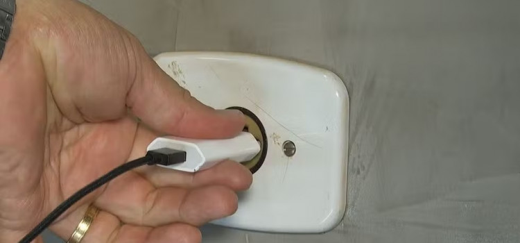 Aparelho queimado por queda de luz? Como pedir ressarcimento da Celesc