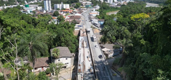 Rua 2 de Setembro terá interdição total para pavimentação em Blumenau