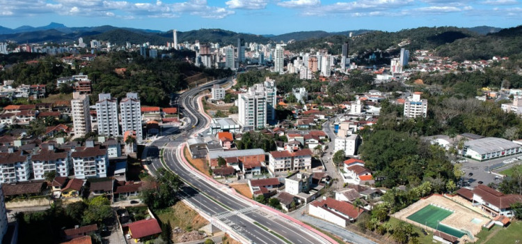 Abertura do prolongamento da Rua Humberto modifica trânsito