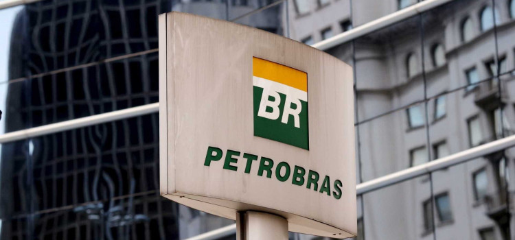 Ações da Petrobras sobem e Bovespa fecha em alta