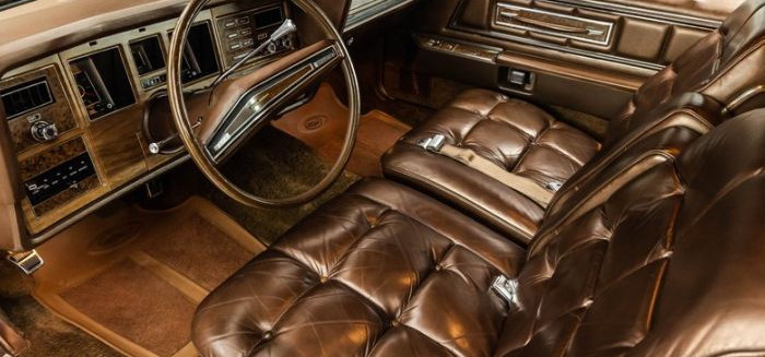 Aluguel de carros de luxo em Blumenau: saiba como e onde contratar