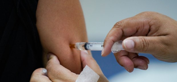Vacinação contra o sarampo para adultos começa hoje
