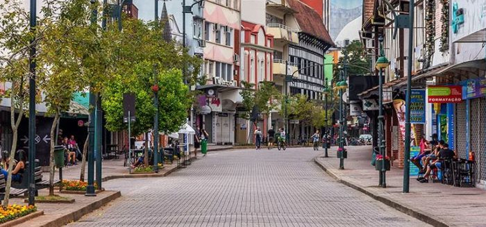 Feriados de setembro: comércio e supermercados têm autorização para abrir