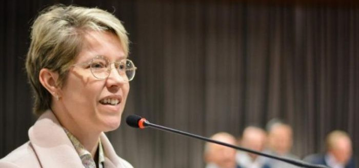 Maria Regina assume a prefeitura de Blumenau interinamente pela nona vez