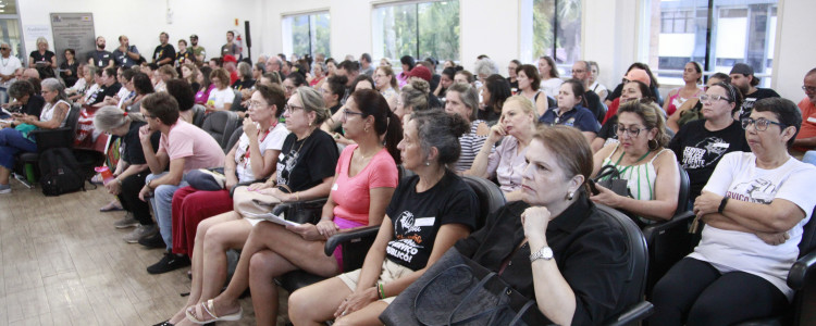 Plenário cheio demonstra que Câmara precisa de uma nova sede