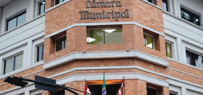 Segurança nos pontos de ônibus e ações nos bairros mobilizam vereadores