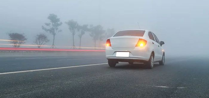 Nova regra do pisca-alerta pode evitar multas e acidentes em Blumenau