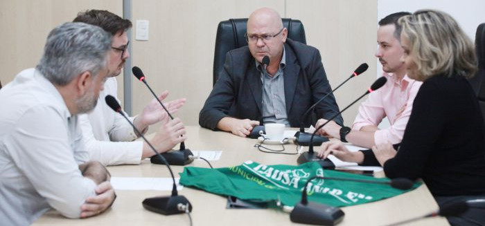 Causa animal: vereadores cobram retorno de demandas
