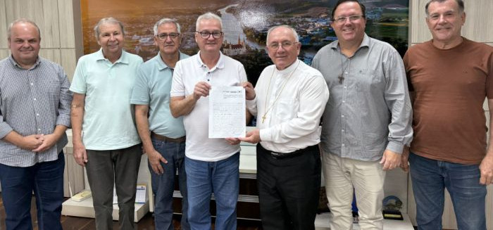 Prefeitura e Diocese de Blumenau formalizam permuta de áreas em Gaspar